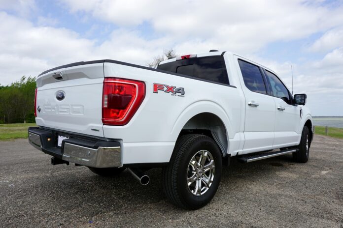 ford-7198771_1280