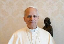 Pope Leo arrives in Turkey on high-stakes first overseas trip