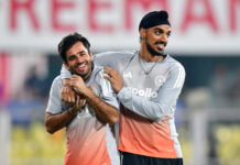 4th T20I: Arshdeep comes in as India elect to bowl first against New Zealand