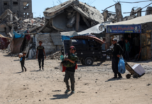 Hamas Agrees Gaza Peace Plan; Iran Strikes Kuwait After U.S. Attacks