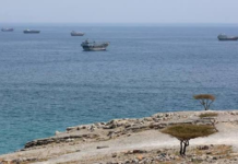 Huge Oil Spill Reaches Oman Coast As International Alarm Grows